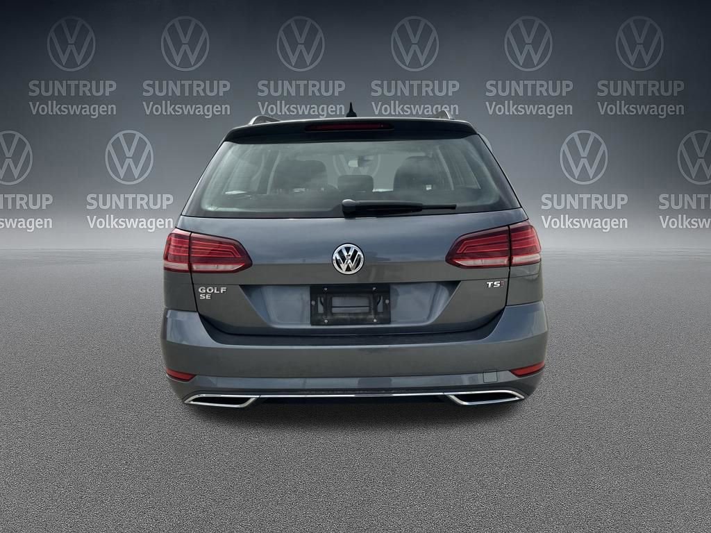 Used 2018 Volkswagen Golf SE image 38