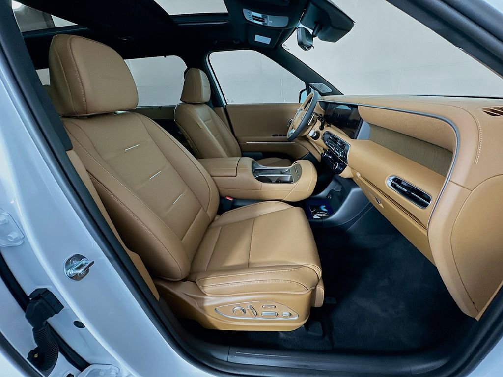 Certified 2026 Hyundai Palisade Calligraphy FWD image 29