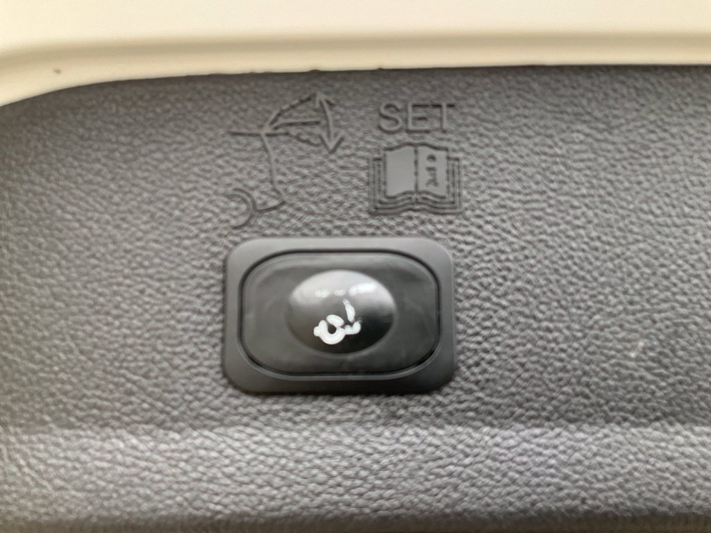 Used 2017 Ford Escape Titanium FWD image 42
