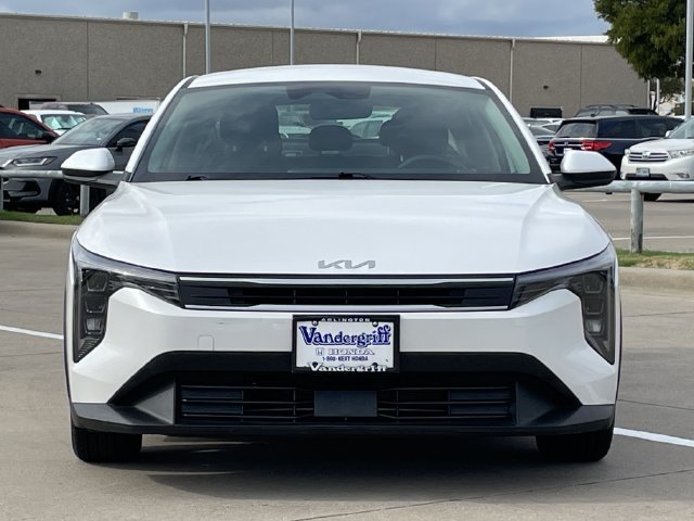 Used 2025 Kia K4 FWD image 6