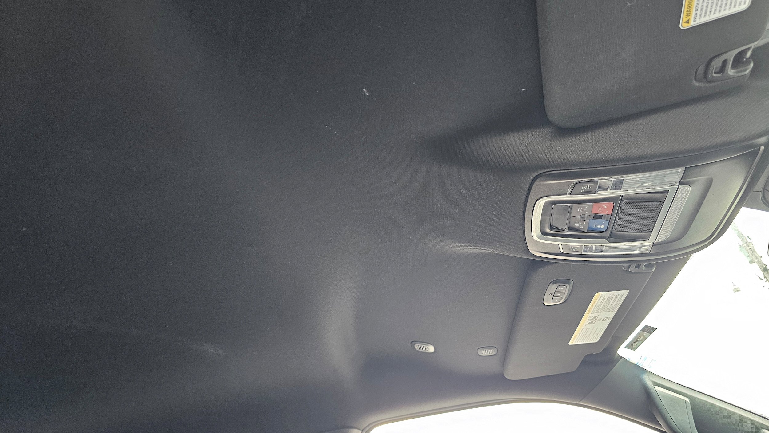 Used 2024 RAM 1500 Laramie AWD/4WD image 6