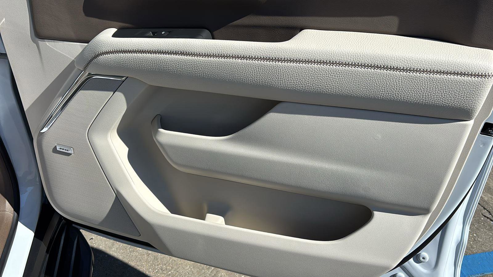 New 2026 GMC Yukon Denali w/ Advanced Technology Package image 24