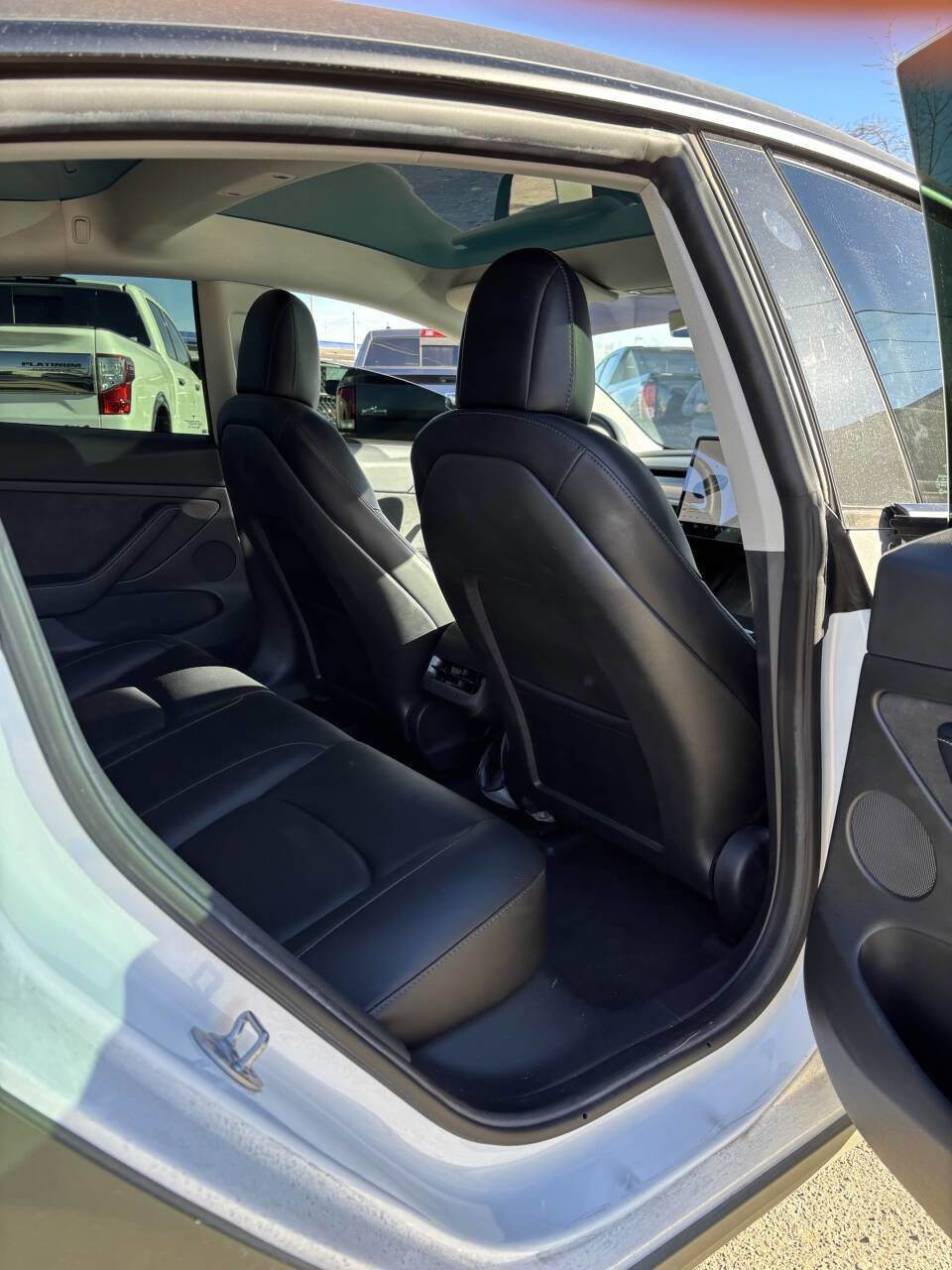 Used 2022 Tesla Model 3 Performance image 17