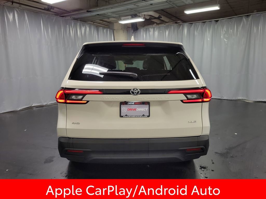Used 2024 Toyota Grand Highlander XLE AWD/4WD image 7