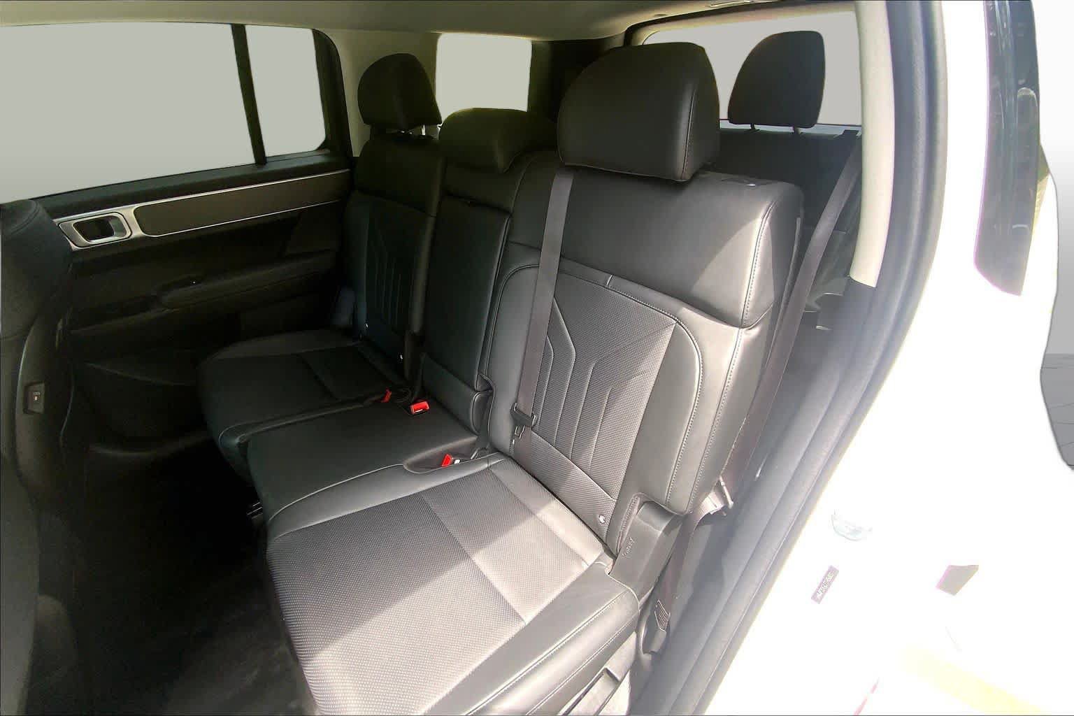 Used 2026 Hyundai Santa Fe SEL AWD/4WD image 18