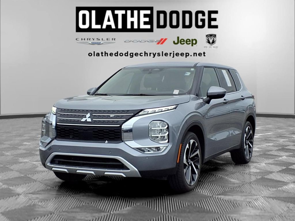 Used 2024 Mitsubishi Outlander FWD