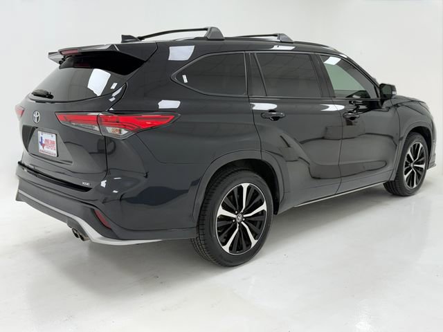 Used 2021 Toyota Highlander XSE FWD image 41