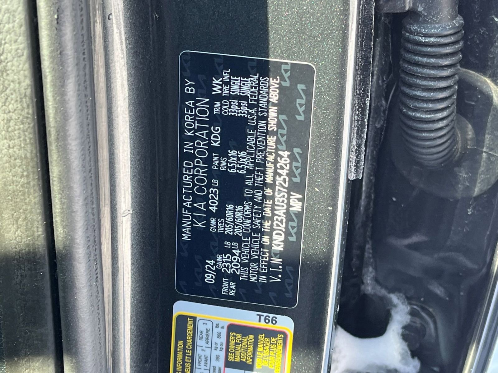 Used 2025 Kia Soul LX w/ LX Technology Package image 24