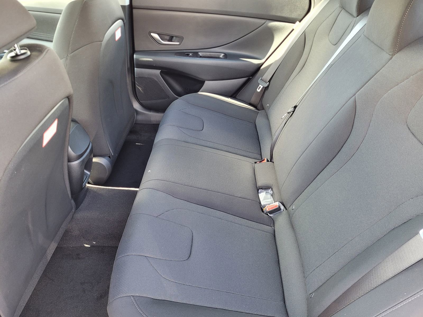 New 2026 Hyundai Elantra SE FWD image 8