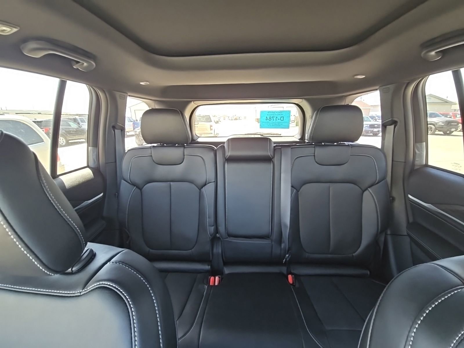 New 2026 Jeep Grand Cherokee Limited AWD/4WD image 29
