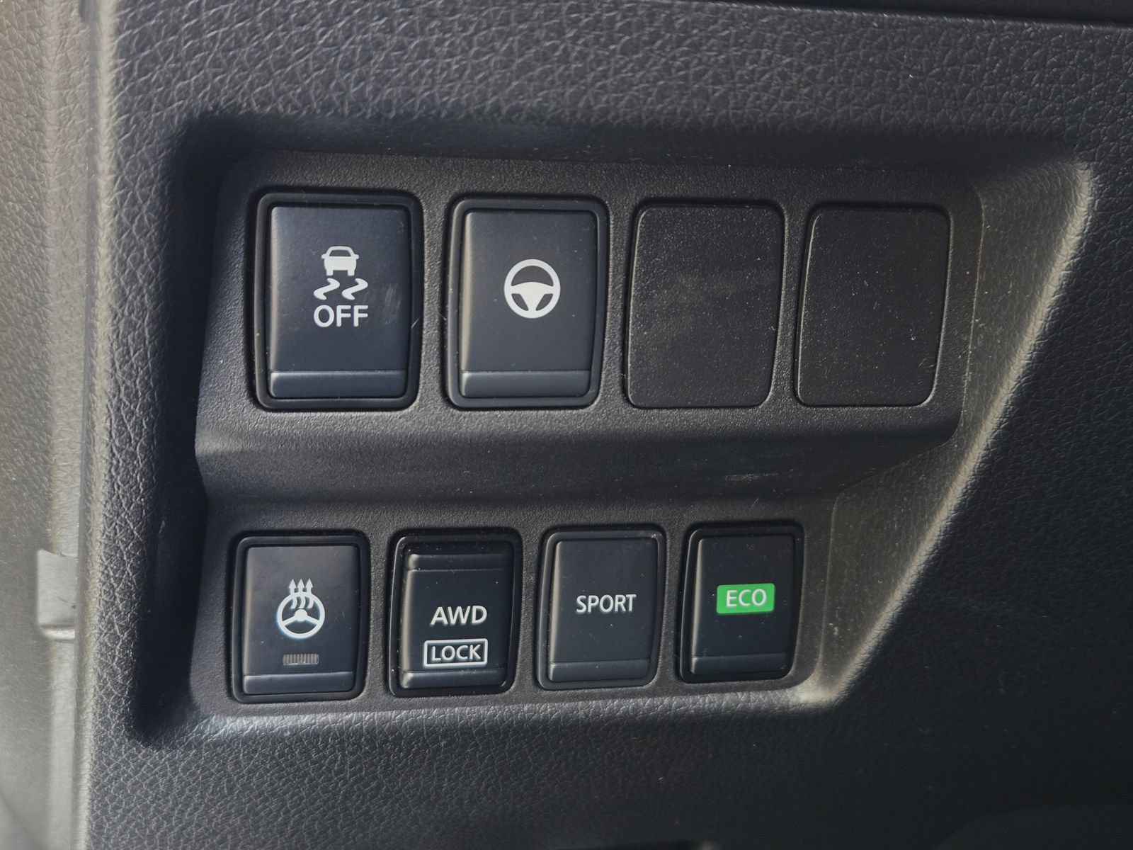 Used 2022 Nissan Rogue Sport SL AWD/4WD image 22