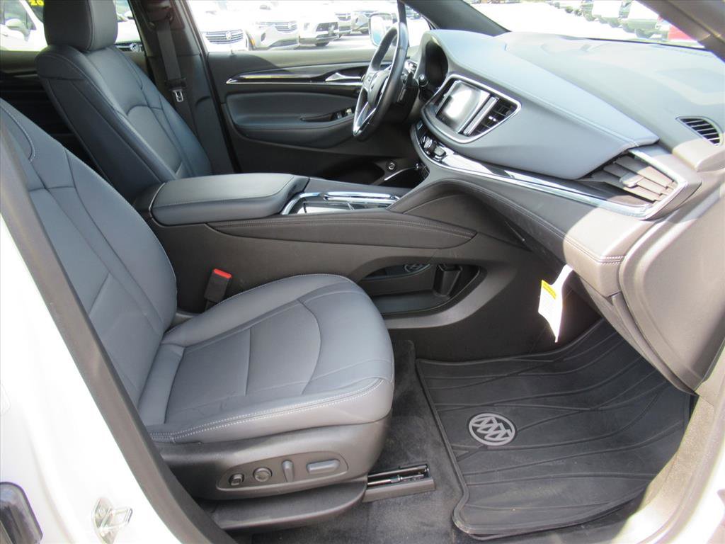 Used 2023 Buick Enclave Premium w/ Experience Buick Package image 10