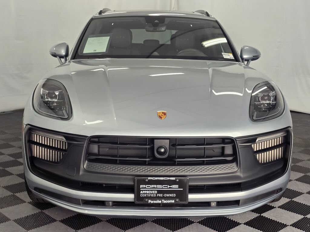 Certified 2024 Porsche Macan GTS w/ Premium Plus Package AWD/4WD image 10