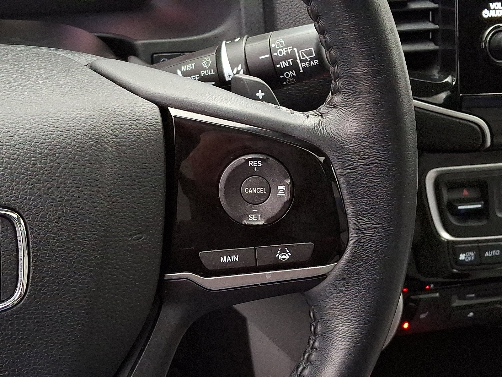 Used 2022 Honda Pilot Touring image 26