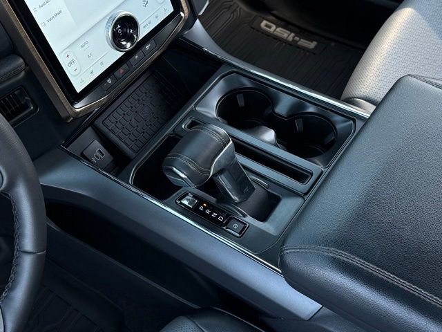 Used 2025 Ford F150 Lightning Lariat AWD/4WD image 28