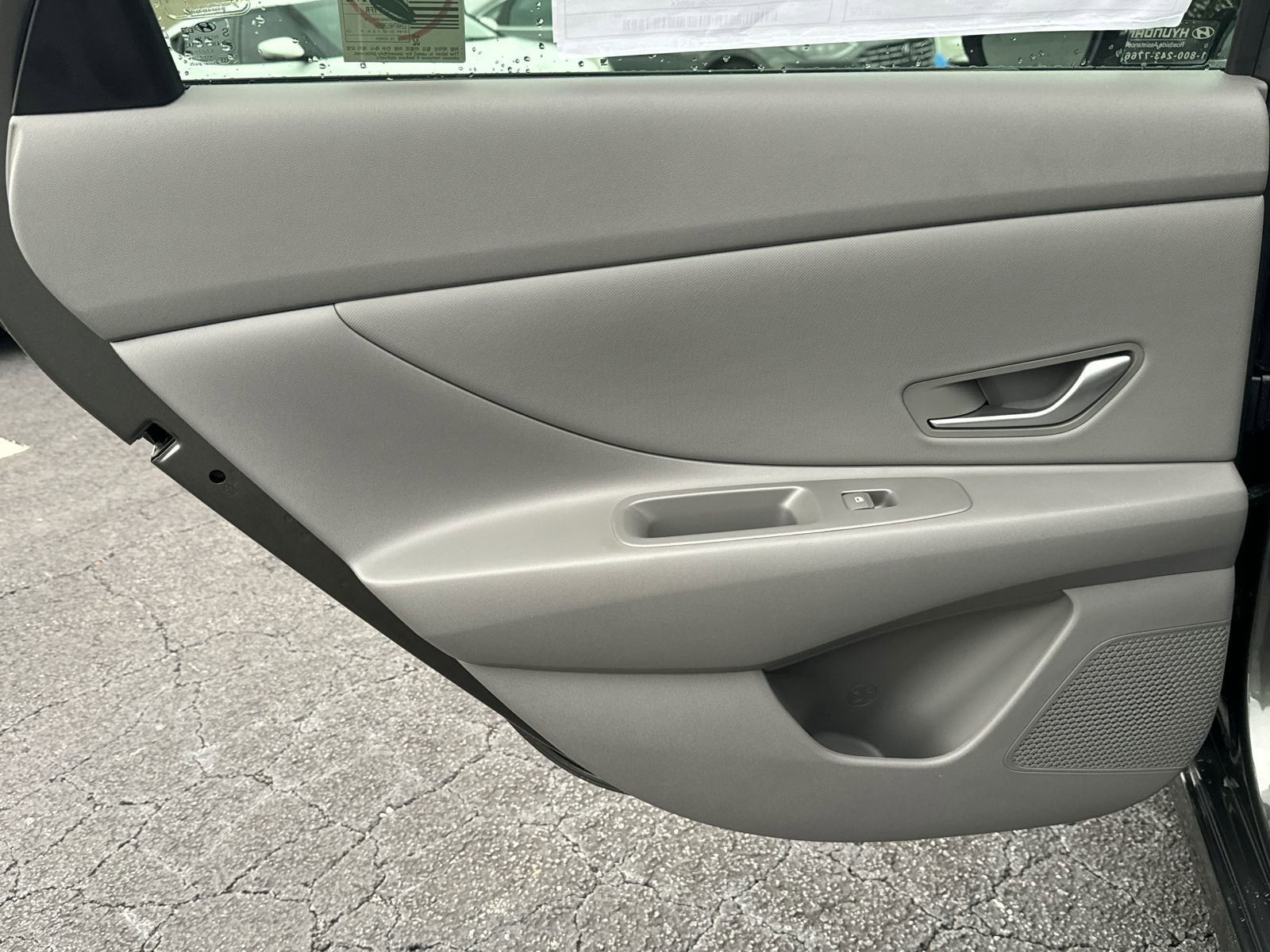 Certified 2025 Hyundai Elantra SEL image 21