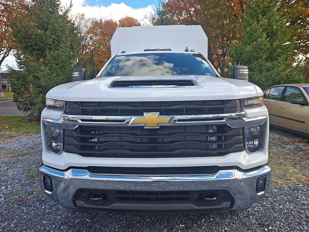 New 2025 Chevrolet Silverado 3500 LT w/ Convenience Package AWD/4WD video 2