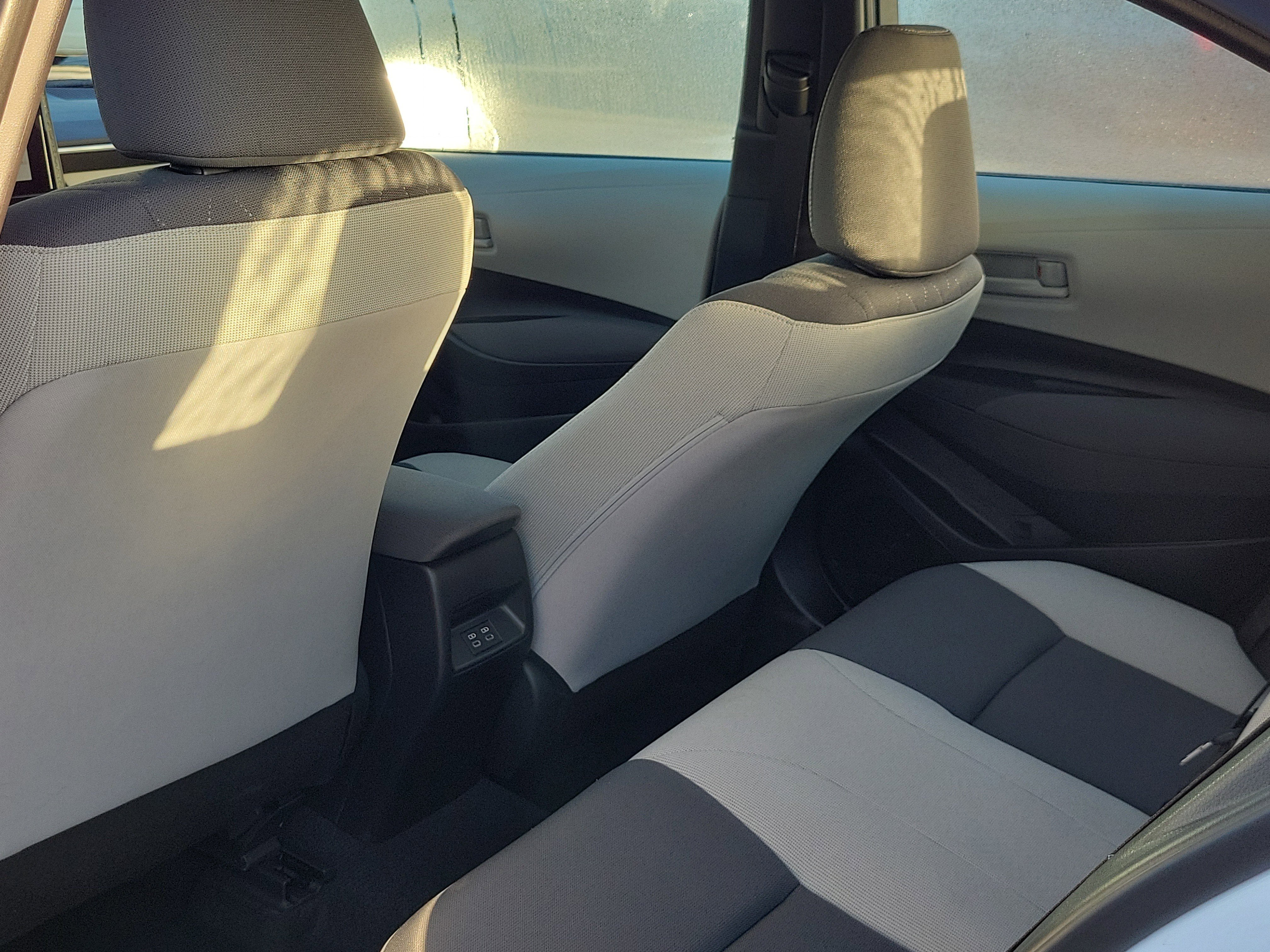 Used 2025 Toyota Corolla LE image 8