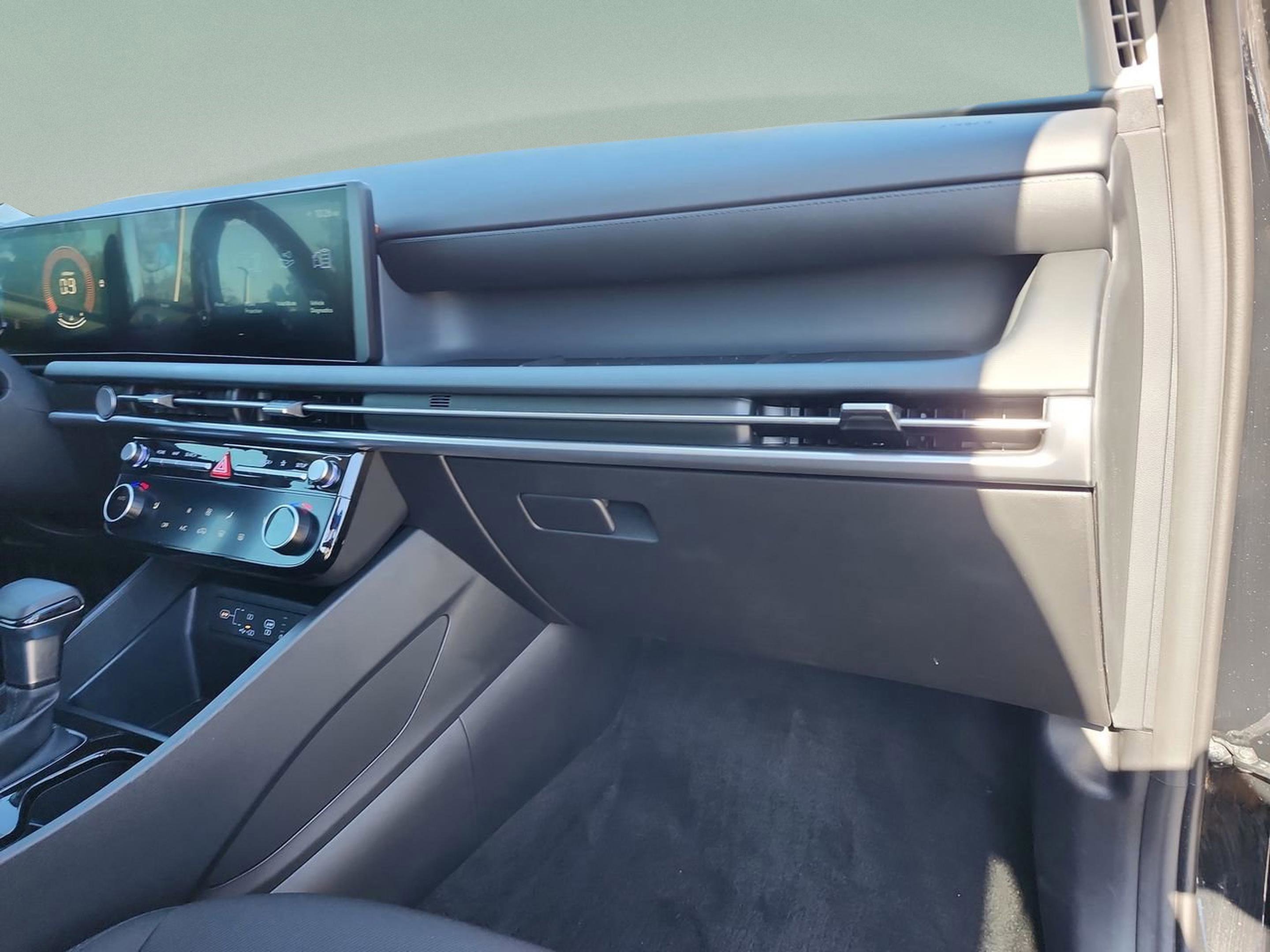 Certified 2025 Hyundai Tucson SEL image 19