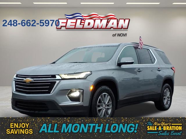 Used 2023 Chevrolet Traverse LT image 1