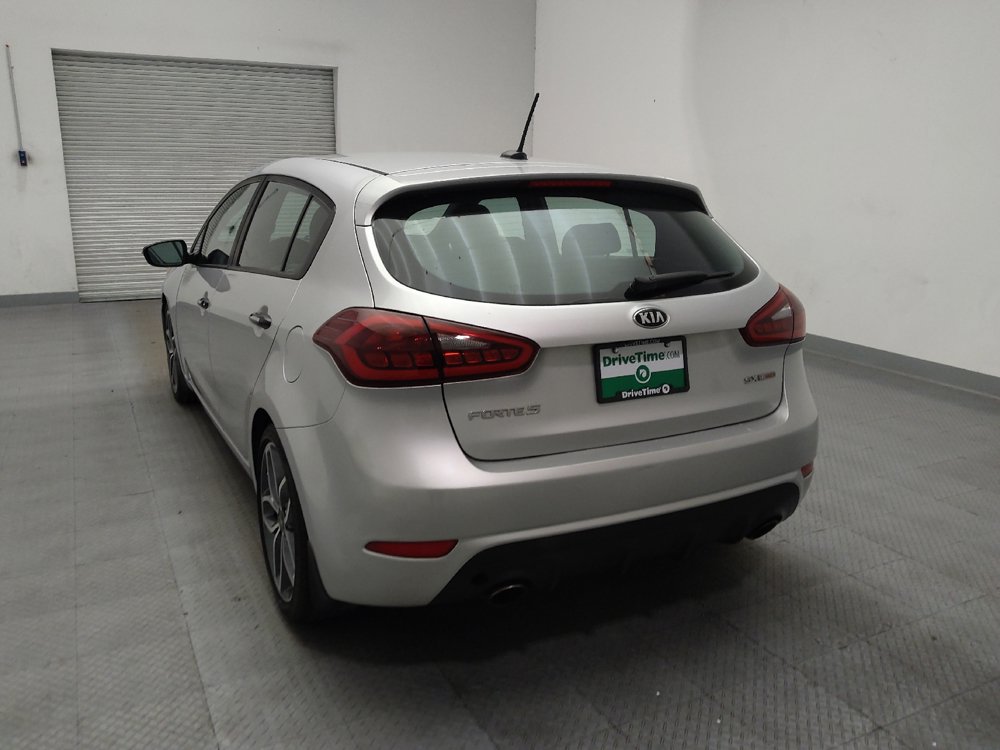 Used 2016 Kia Forte SX FWD image 6