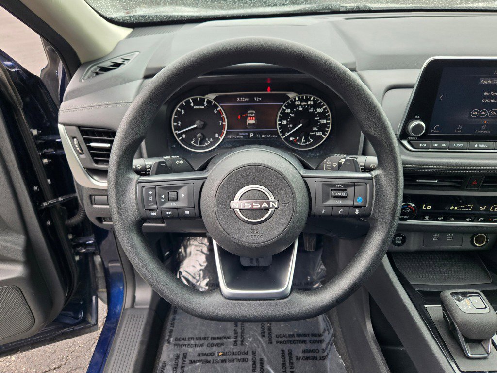 Used 2024 Nissan Rogue SV FWD image 33