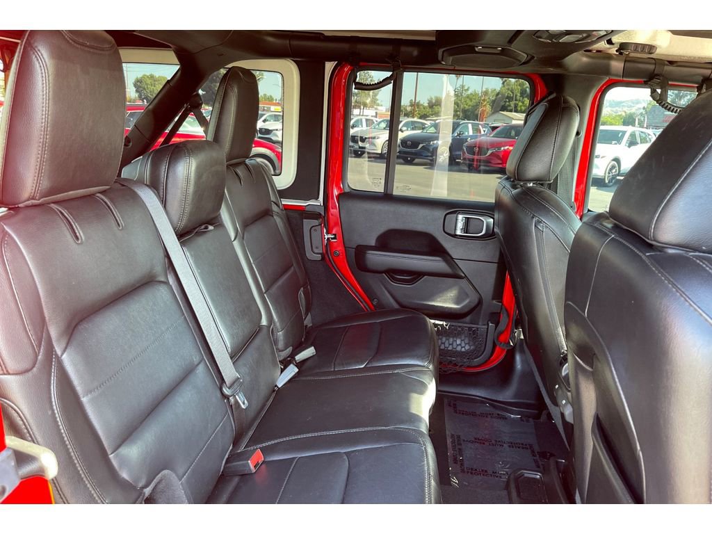 Used 2020 Jeep Wrangler Unlimited Sahara image 18
