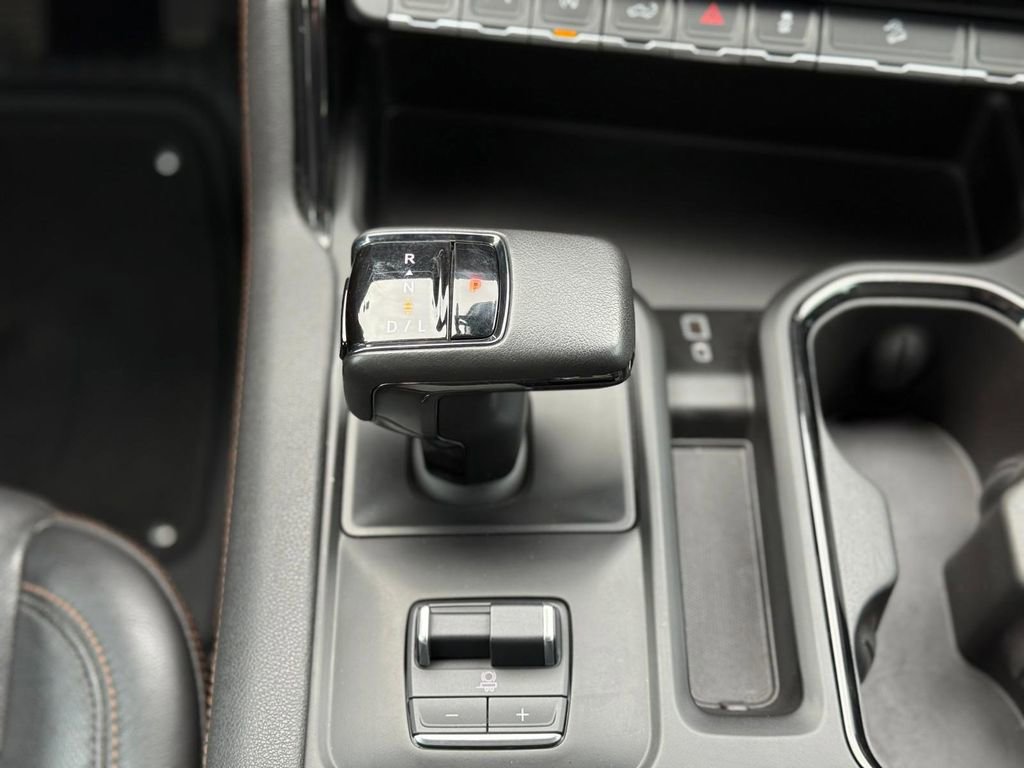 Used 2022 GMC Sierra 1500 AT4 w/ AT4 Preferred Package image 30