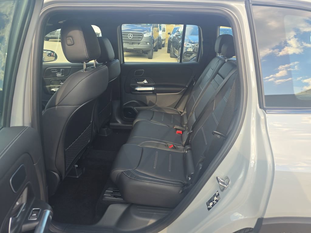 New 2026 Mercedes-Benz GLB 35 AMG 4MATIC image 24