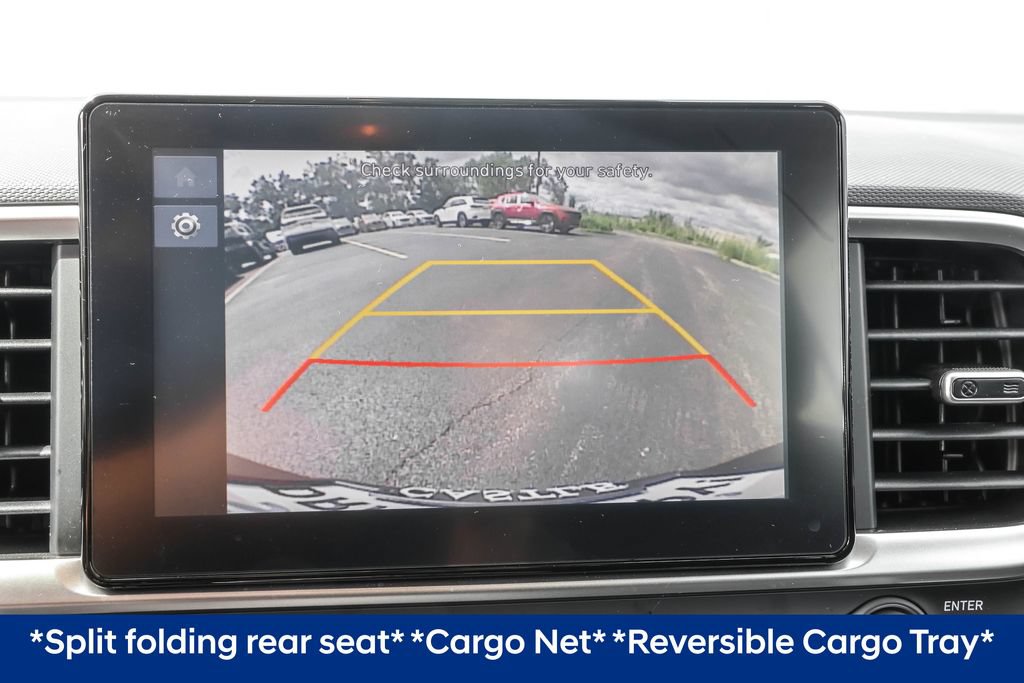 Used 2025 Hyundai Venue SE FWD image 7