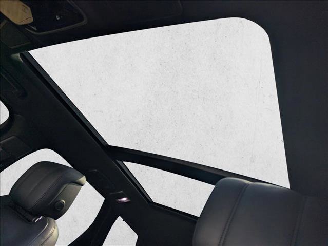 Used 2020 Land Rover Range Rover Sport HST image 16