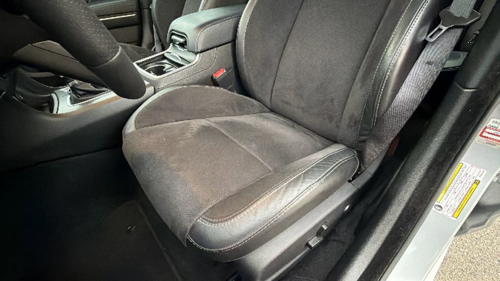 Used 2023 Dodge Charger Scat Pack RWD image 15