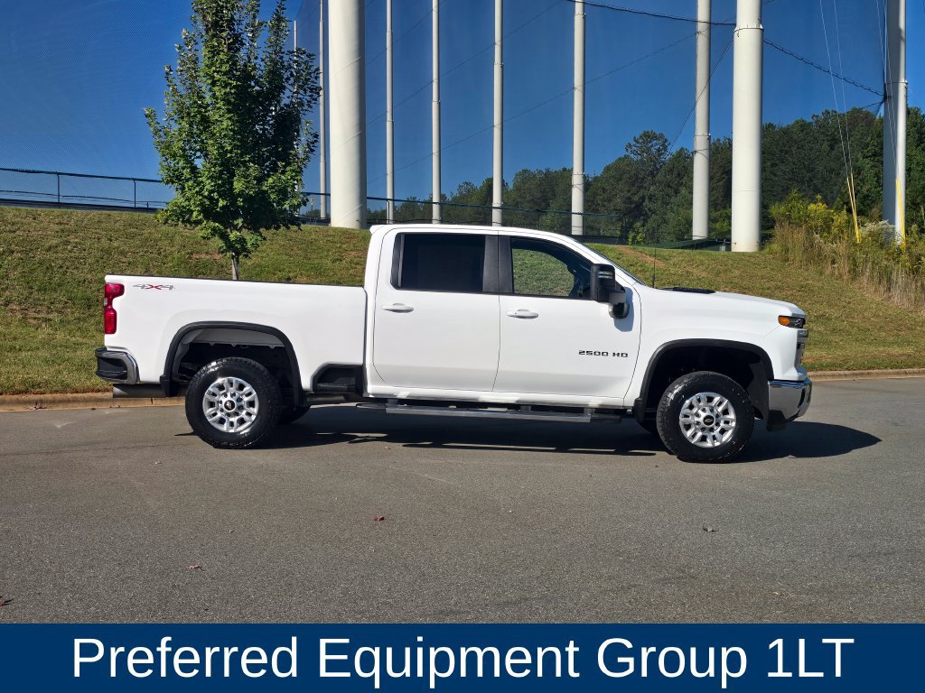 Used 2025 Chevrolet Silverado 2500 LT w/ Convenience Package AWD/4WD image 2