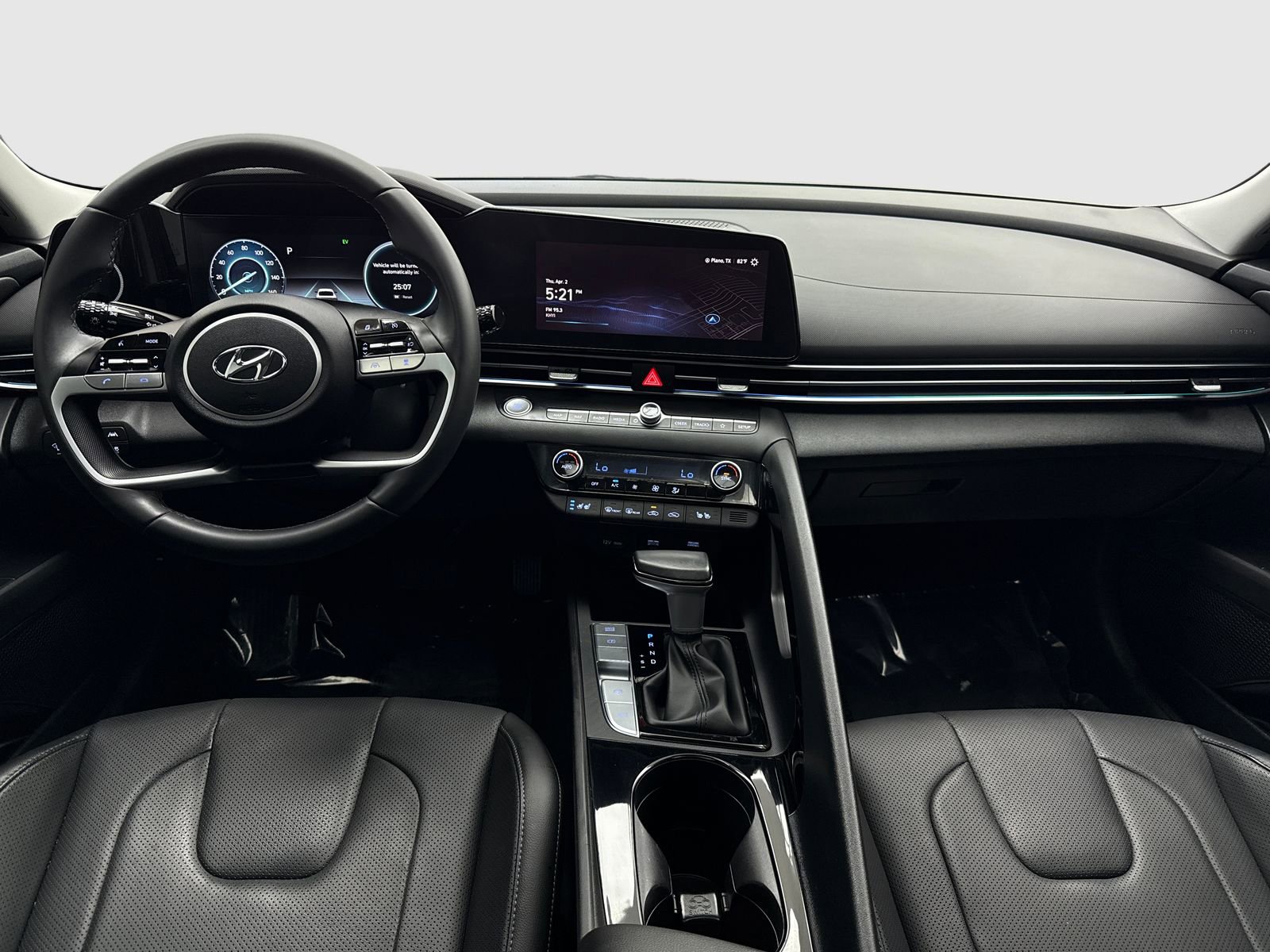 Used 2023 Hyundai Elantra Limited image 20