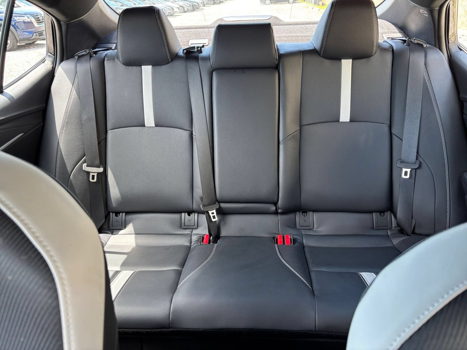 Used 2025 Toyota Camry SE FWD image 39