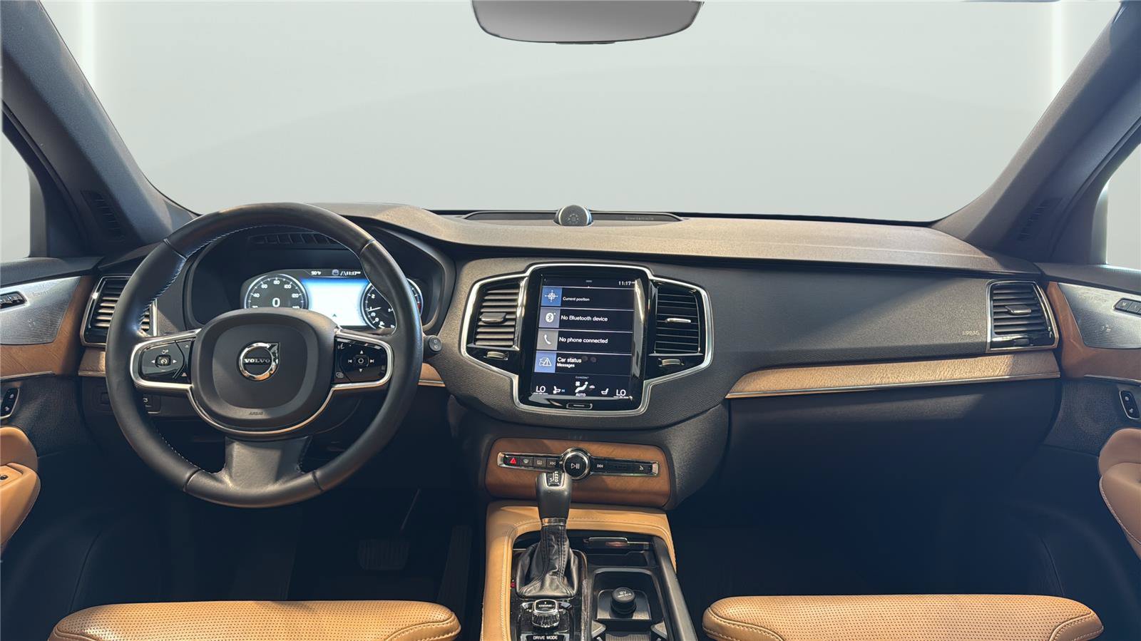 Used 2017 Volvo XC90 T6 Inscription w/ Vision Package AWD/4WD image 11