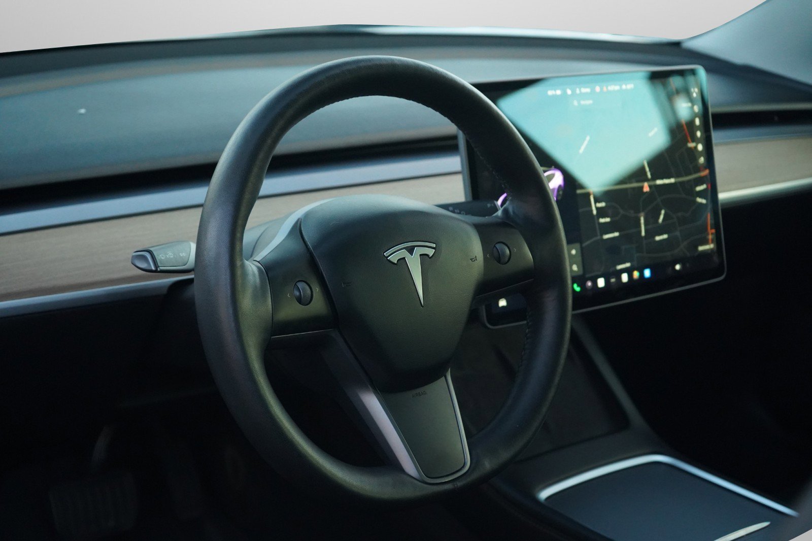 Used 2021 Tesla Model 3 Standard Range Plus image 30