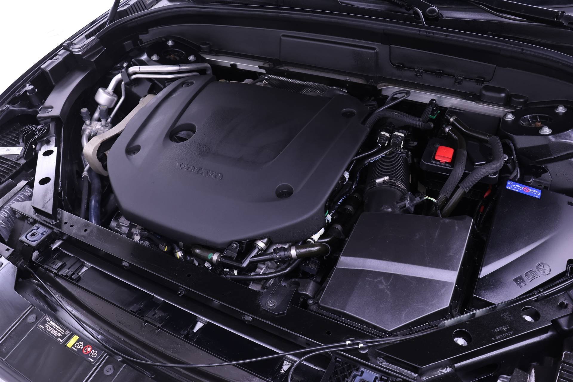 Certified 2022 Volvo XC60 B6 Inscription w/ Advanced Package image 25