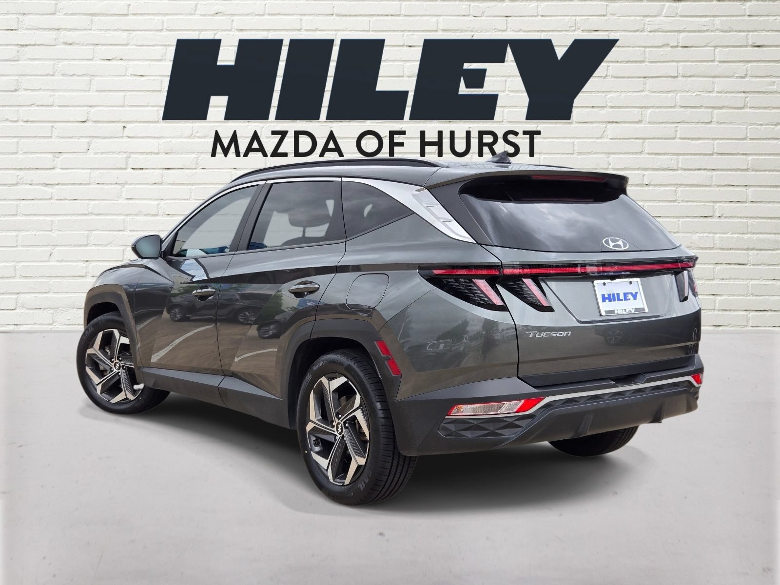 Used 2022 Hyundai Tucson SEL w/ Convenience + Premium Package FWD image 4