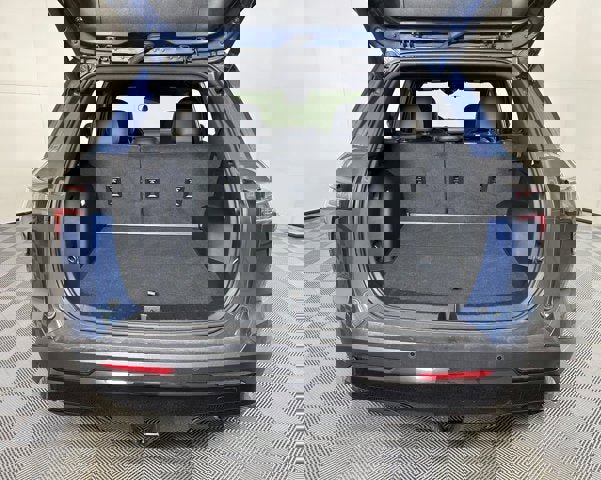 Certified 2025 Chevrolet Equinox RS w/ Convenience Package III image 9