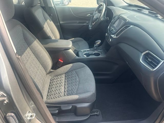 Used 2023 Chevrolet Equinox LT AWD/4WD image 17