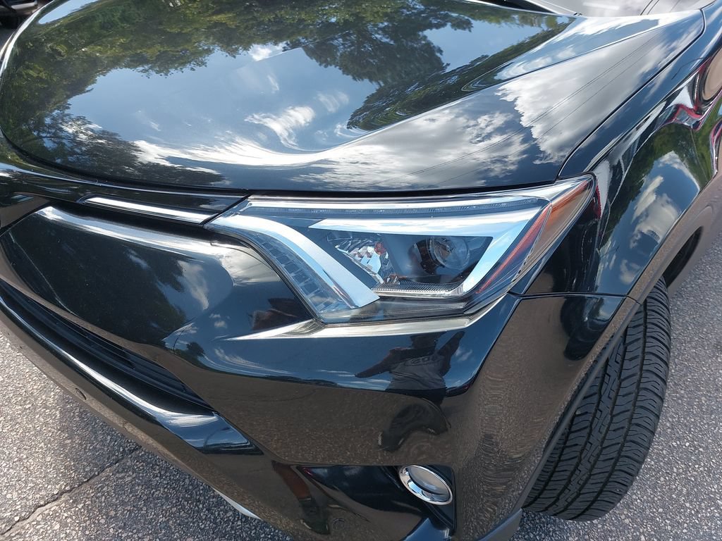 Used 2017 Toyota RAV4 Limited w/ Advanced Technology Package AWD/4WD image 27