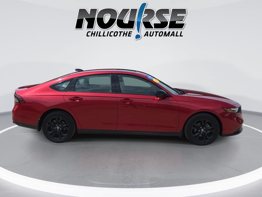 Certified 2025 Honda Accord SE image 9