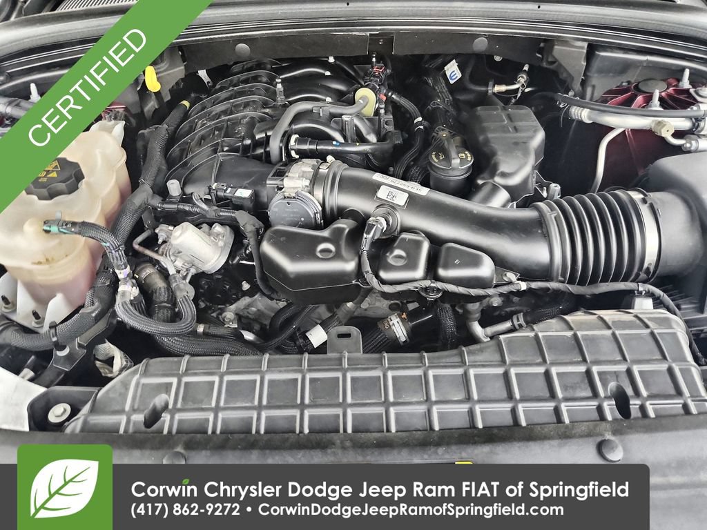 Used 2023 Jeep Grand Cherokee Laredo w/ Luxury Tech Group I AWD/4WD image 32
