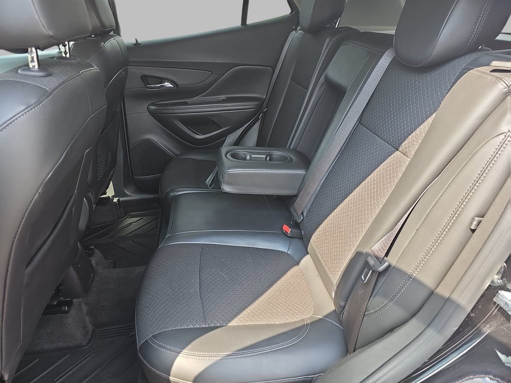 Used 2019 Buick Encore Sport Touring FWD image 17