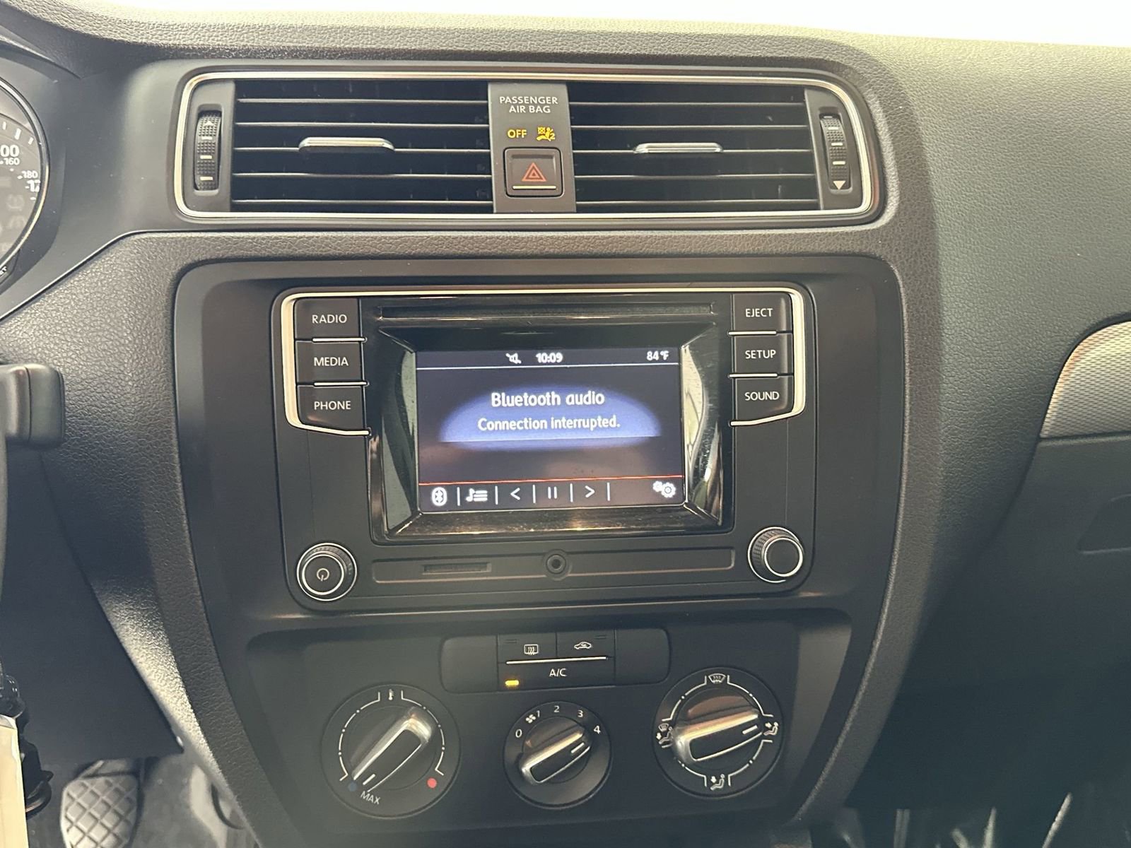 Used 2017 Volkswagen Jetta S image 21