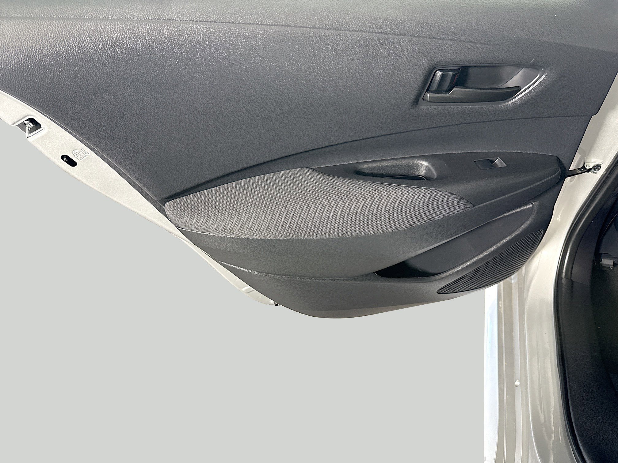 Used 2025 Toyota Corolla LE image 25