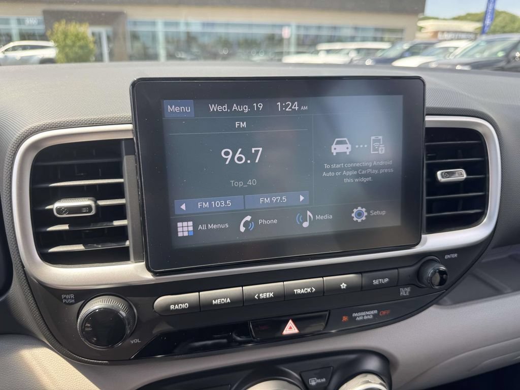 Used 2023 Hyundai Venue SEL w/ Cargo Package FWD image 27