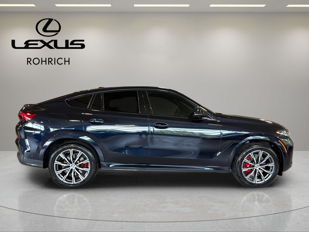 Used 2026 BMW X6 xDrive40i w/ Premium Package AWD/4WD image 5