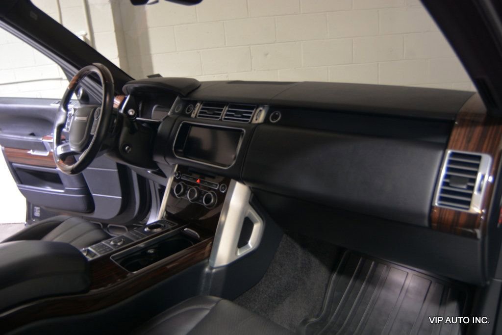 Used 2017 Land Rover Range Rover Long Wheelbase Supercharged image 12